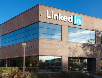 LinkedIn deja que sus usuarios busquen trabajo sin que se enteren sus jefes