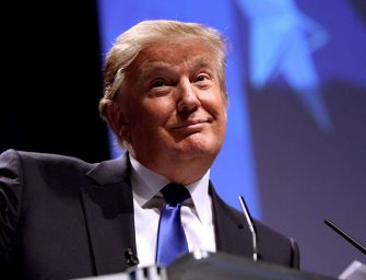 Donald Trump se ve obligado a abandonar su Samsung Galaxy